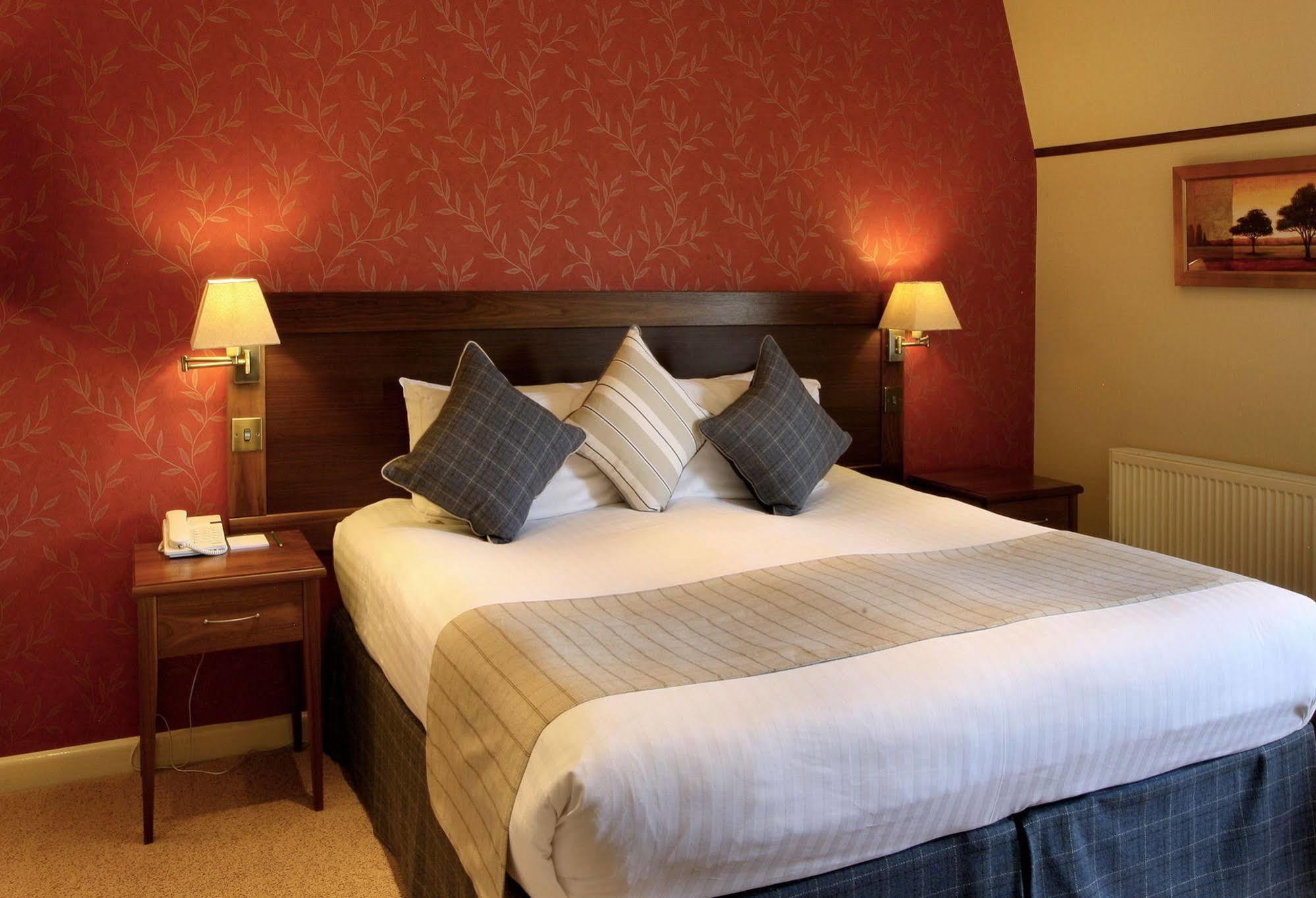 The Bell Inn Hotel Lyndhurst Ngoại thất bức ảnh